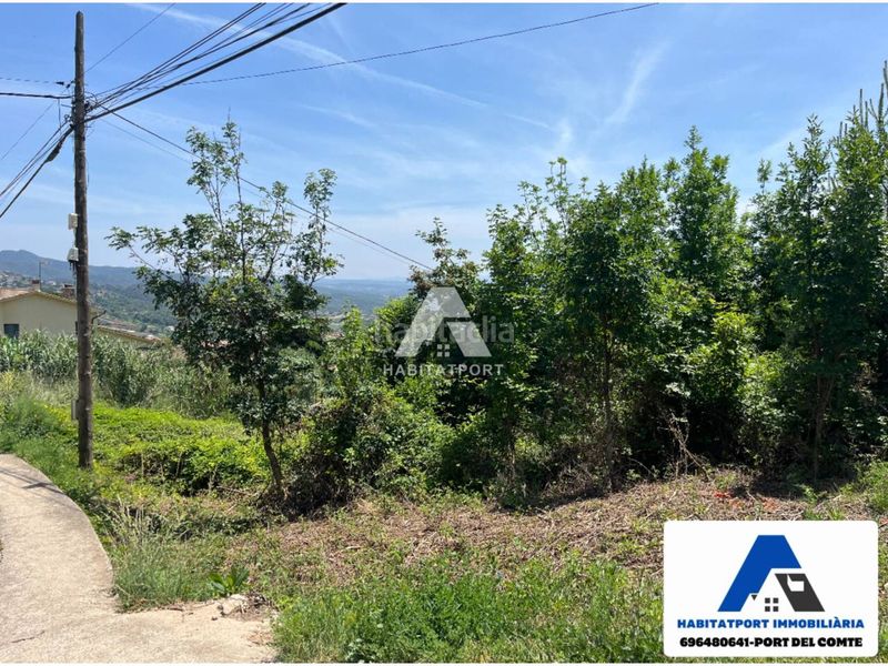 Foto c9288bb7-81b5-4964-af50-3ad67153bee9. Terreny residencial a Berga
