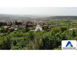 Residential Plot in Berga. Parcel.la als pedregals