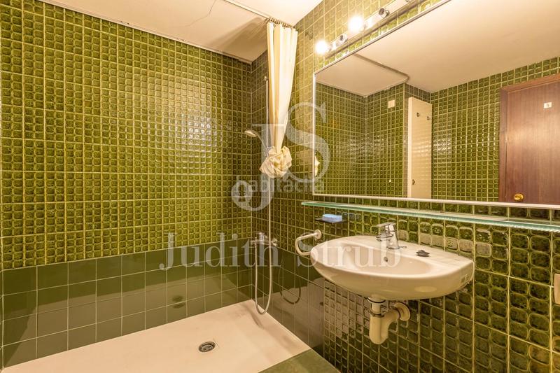 Foto 45fffed7-344c-46f8-ae08-5b3ae5a4b053. Piso balmes barcino. amplia y luminosa con soleada terraza. en Barcelona