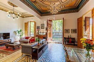 Flat  De picasso. Excepcional propiedad en finca modernista.