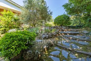 Casa  Carrer de margenat. Disfruta de esta exclusiva casa en plena naturaleza a 20 minutos