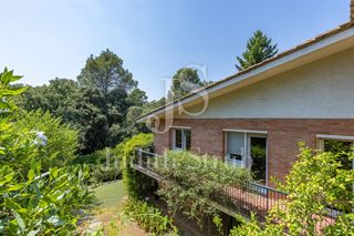 Casa  De margenat. Disfruta de esta exclusiva casa en plena naturaleza a 20 minutos