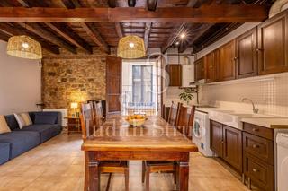 Flat  Carrer de montcada. Montcada  princesa. disfruta del encanto del borne.