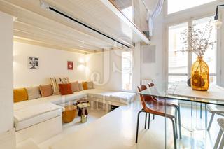 Appartement à Carrer de gustavo bécquer 45. Exquisito dúplex de diseño con terraza de 12 m que destaca por s