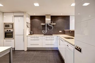 Pis  De xile. Disfruta de esta soleada vivienda en exquisita finca con piscina