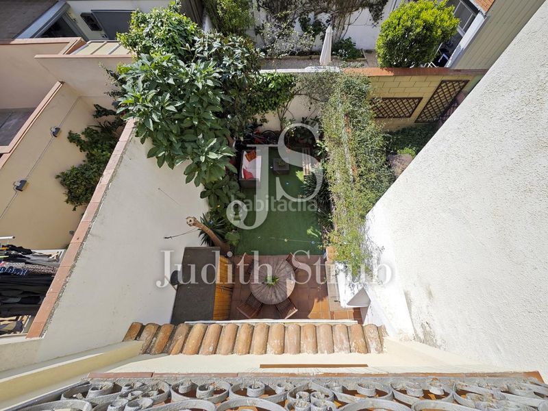 Foto f061a85a-4b94-4524-b700-d752f31c14a0. Casa adossada a Sant Andreu de Palomar Barcelona