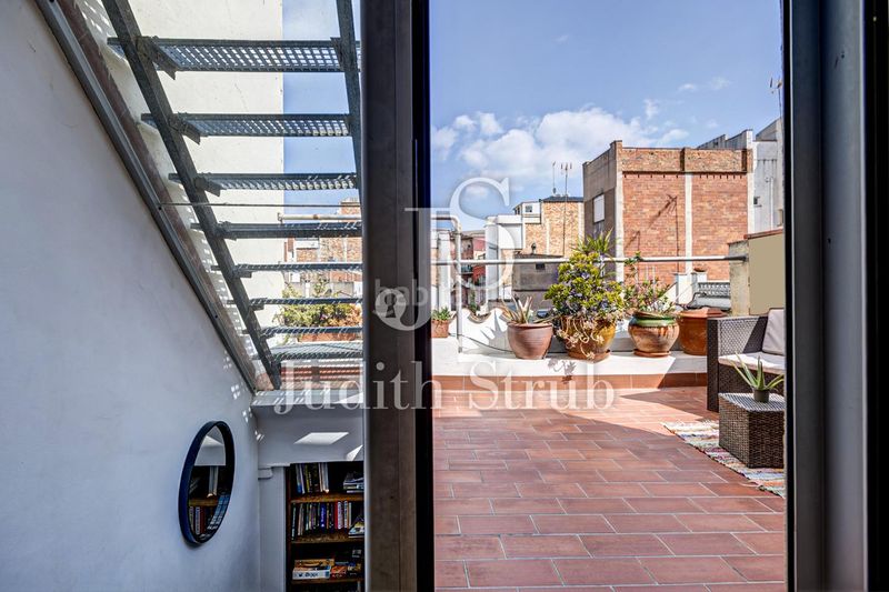 Foto f4ebd8fb-ae43-4f24-b9dc-9ea7a839d02d. Casa adossada a Sant Andreu de Palomar Barcelona