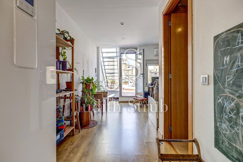 Foto f839efa5-3860-43c9-a738-e4ac57af8df4. Casa adossada a Sant Andreu de Palomar Barcelona