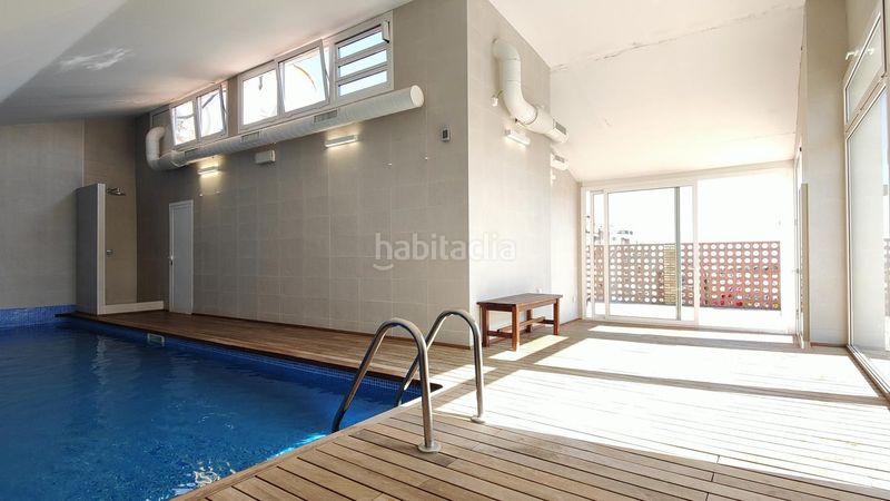 Foto d595ae3c-cd36-47cd-b7bd-bedefbb432ee. Àtic amb aparcament piscina a Putget - Farró Barcelona