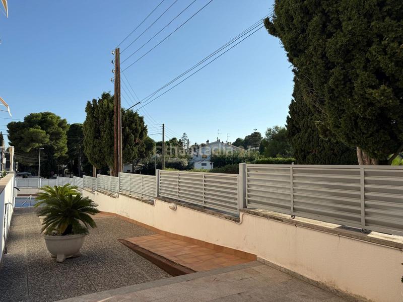 Foto 16d9b46f-1812-4431-bbdd-b0747582eee8. Apartament amb piscina a Cunit residencial Cunit