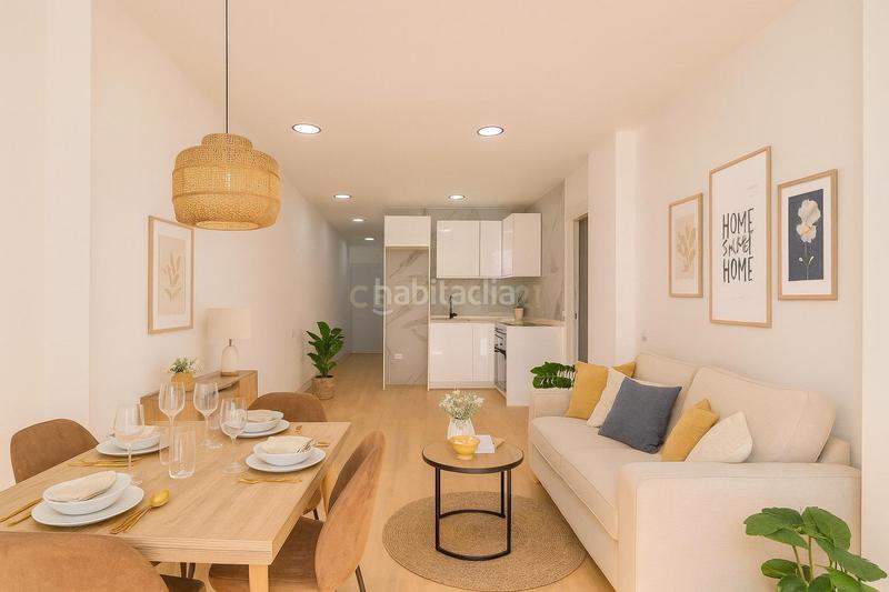 Foto 3277f8f3-e872-42b4-b872-41f620f9a3c4. Apartamento vivienda en el corazón de sant gervasi en Barcelona