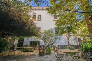 Casa a Putget - Farró. Palacete único en el corazón de la plaza lesseps