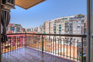 Apartment in El Parc i la Llacuna del Poblenou. Ático en venta en la calle sardenya  ubicación privilegiada junt