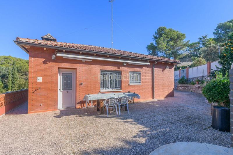 Foto 89bb91c6-a547-4122-a6e1-d48faeeb938c. Casa amb piscina a Castellet i la Gornal