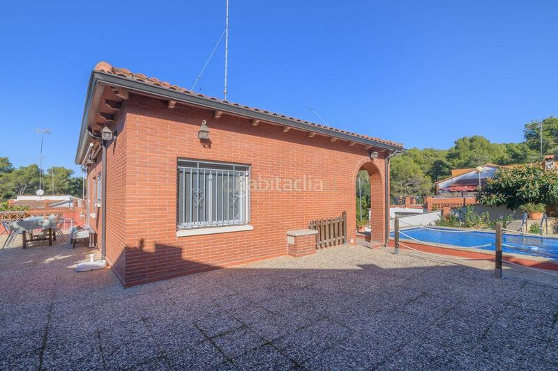Foto ba58ef6b-296f-4198-b2e1-e7dc6740bf7b. Casa amb piscina a Castellet i la Gornal