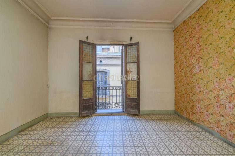 Foto 42a37fe4-f115-46d2-80b1-3e4bdf990024. Etagenwohnung in Gòtic Barcelona