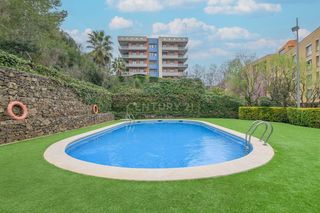 Apartament a Molins de Rei. Distinci�n y tranquilidad en molins de rei amplia vivienda con t