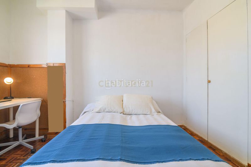 Foto 5091e702-8415-4688-b72a-ce11923e5611. Pis a Barri de les Corts Barcelona