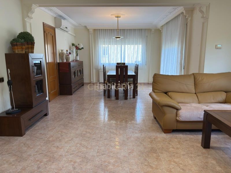 Foto f4f19df8-ef48-4c49-b10a-a5e89fc7ad45. Casa a Cunit residencial Cunit