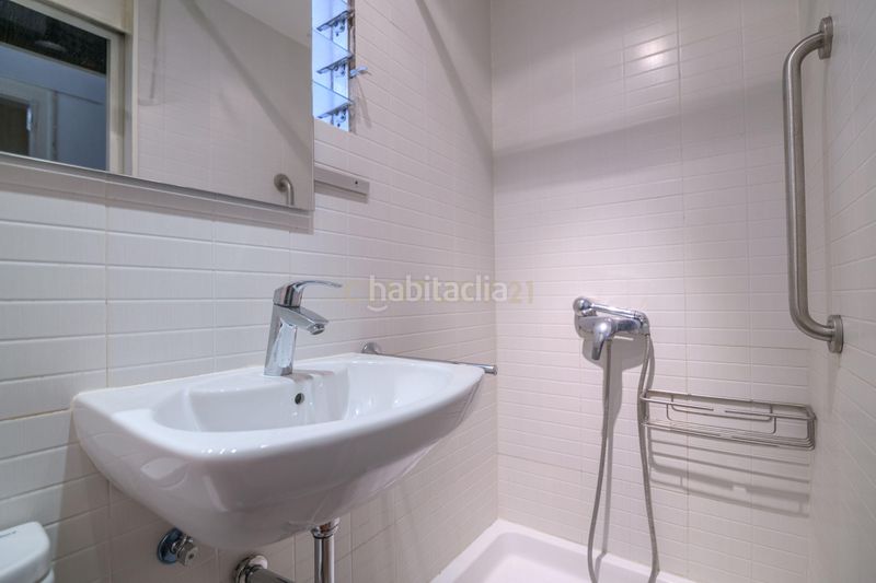 Foto 02fb6ca1-ae0e-46fa-8ef1-1c7d3a12c5d1. Pis a Sant Gervasi - Bonanova Barcelona