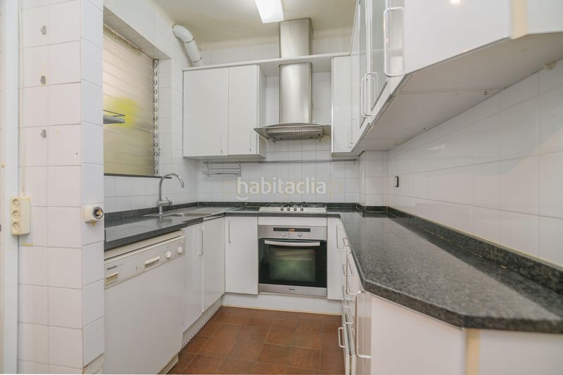 Foto 354d3378-ac07-4987-90db-e6384c3e691e. Pis a Sant Gervasi - Bonanova Barcelona