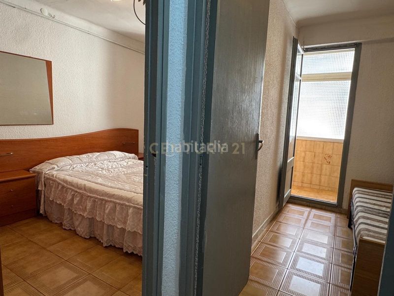 Foto 08506c21-a081-4fa9-8b3e-6b4f708a7cbc. Apartamento en carrer del camp arriassa alto, luminoso y con ascensor en Barcelona