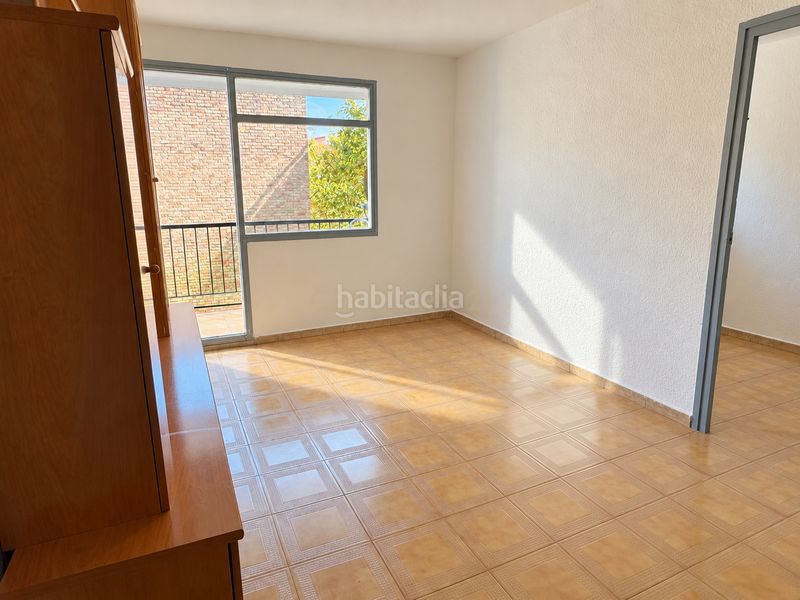 Foto 60cdf38c-bf50-4e1e-9b47-26b3cbea07c0. Apartamento en carrer del camp arriassa alto, luminoso y con ascensor en Barcelona