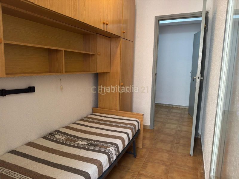 Foto 9cd87e87-fdcd-40be-8b96-dfcdc21070ef. Apartamento en carrer del camp arriassa alto, luminoso y con ascensor en Barcelona
