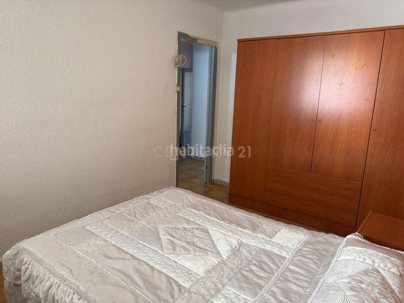 Foto a46450c8-3793-4837-b4fb-6ec8f0fba99b. Apartamento en carrer del camp arriassa alto, luminoso y con ascensor en Barcelona