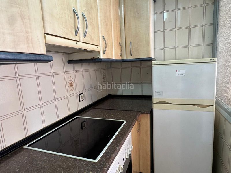 Foto ca6ef14f-fabe-484f-a073-e0000b35b48b. Apartamento en carrer del camp arriassa alto, luminoso y con ascensor en Barcelona