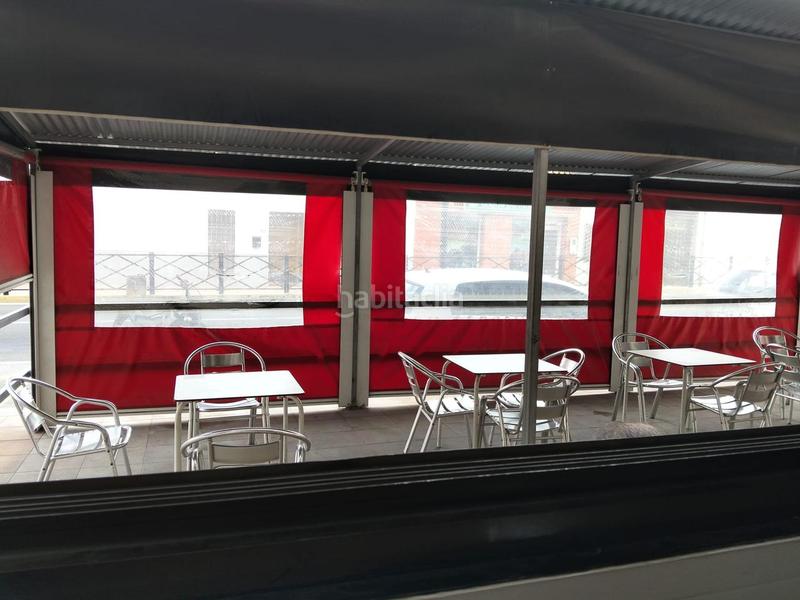 Foto b3f9658c-5022-4722-a70a-92198b4400e1. Local comercial bar restaurante en pleno funcionamiento en Favara