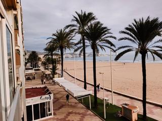 Apartament  Carrer cabanyal. Primera lnea de playa zona san antonio