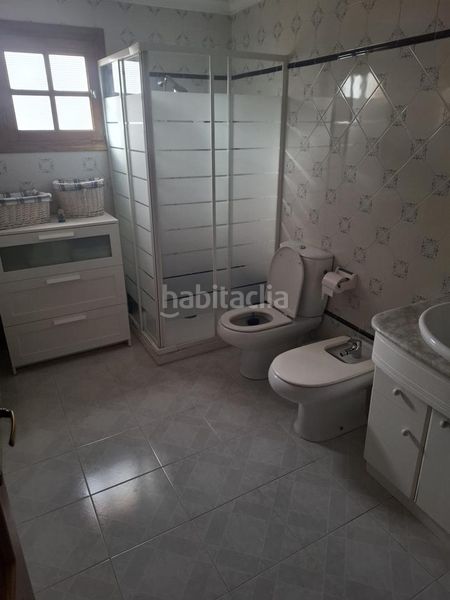 Foto c4db582f-3b9d-4545-a9f5-6907b7e67ebb. Alquiler casa en del progres 7 se alquila amplia casa en la calle del progrés en san antonio , en Cullera