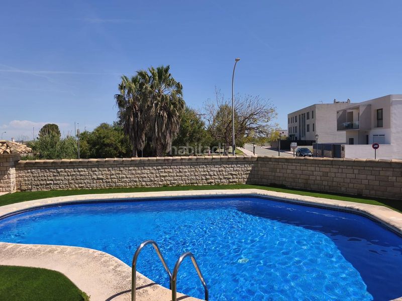 Foto 023d9a24-c095-4e64-9081-a1bccc186dd5. Casa amb piscina a Favara