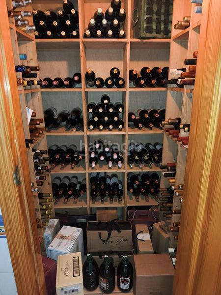 Foto dea38eca-eb6e-4ee9-b261-bd9c7cfe0162. Casa amb piscina a Favara