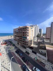 Flat  Caminàs dels hòmens