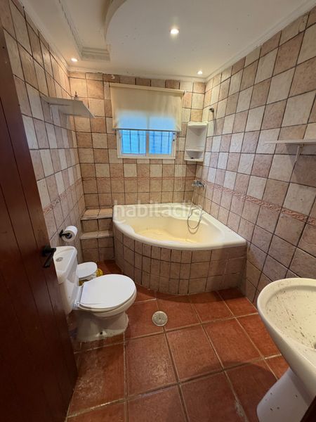 Foto 6e342555-bce1-4f83-9b44-0bcff93f4082. Xalet amb xemeneia aparcament a Los Franceses - La Vega Chiclana de la Frontera