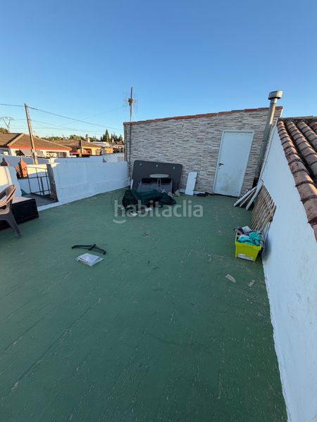 Foto ca69e66d-a5ea-405a-b5c1-c0649184d933. Xalet amb xemeneia aparcament a Los Franceses - La Vega Chiclana de la Frontera