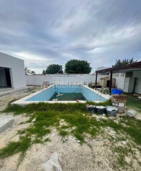 Foto f0d6dd89-d779-4ea8-885c-c37f264eba20. Xalet amb aparcament piscina a Pelagatos - Pago del Humo Chiclana de la Frontera