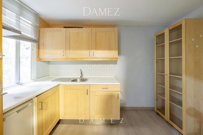 Foto aba8335d-e98d-48bd-bbed-056e19583764. Local comercial a Castillejos-Cuzco Madrid