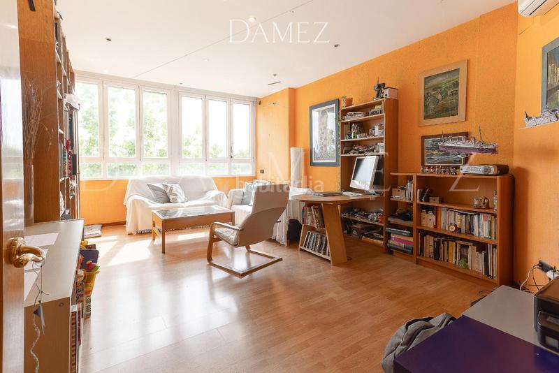 Foto 46304426-d798-4d51-84ce-8324de224407. Etagenwohnung mit heizung parking pool in Legazpi Madrid