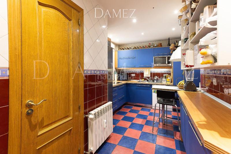 Foto 8c0d444b-a456-42c8-ae1d-168efc18425e. Etagenwohnung mit heizung parking pool in Legazpi Madrid