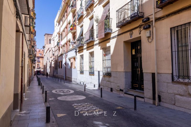 Foto c48f0a4a-15e6-42b1-993c-f67f094a48aa. Flat with heating in Embajadores-Lavapiés Madrid