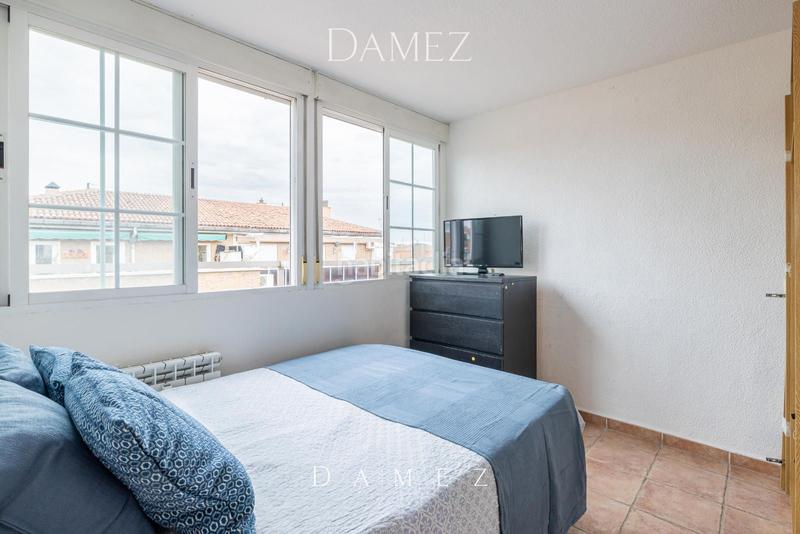 Foto 654b59ad-76ab-42a1-872e-a41d9d0d1404. Ático piso en venta en la zona del retiro en Pacífico Madrid