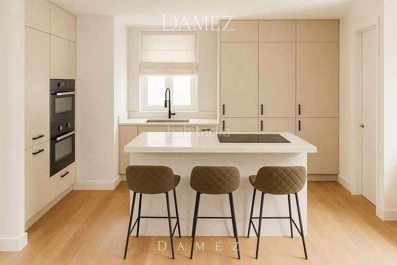 Foto 800ada7a-19e4-4fc2-b2c5-c08f87e4d6fd. Ático piso en venta en la zona del retiro en Pacífico Madrid