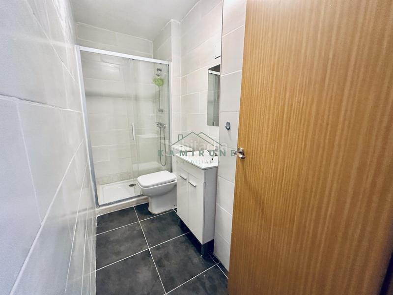 Foto e22ef160-8f56-4d26-af0d-85cfe4b8090b. Appartement dans Santutxu-Basarrate Bilbao