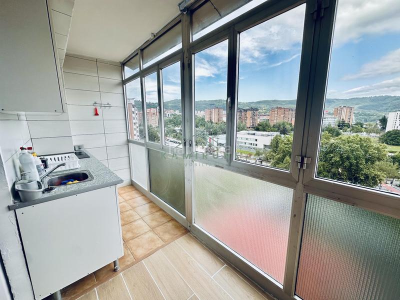 Foto f37d0c8c-c968-4bf4-aca6-7c3724a131ba. Appartement dans Santutxu-Basarrate Bilbao