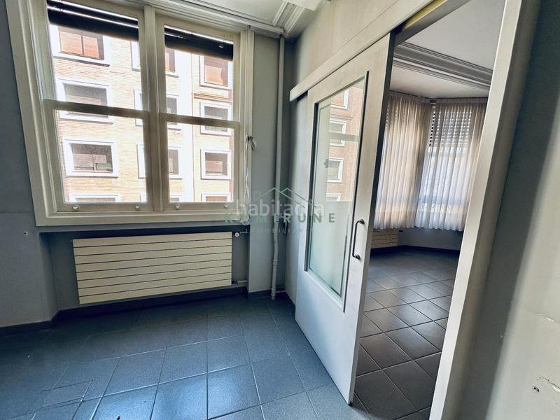 Foto 62a063ea-51a5-4095-bd04-c166eb00bcab. Piso  en Alhóndiga Bilbao