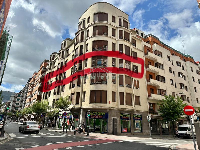 Foto b79756bb-6a06-43d2-8615-98a2fa9bcef9. Piso  en Alhóndiga Bilbao