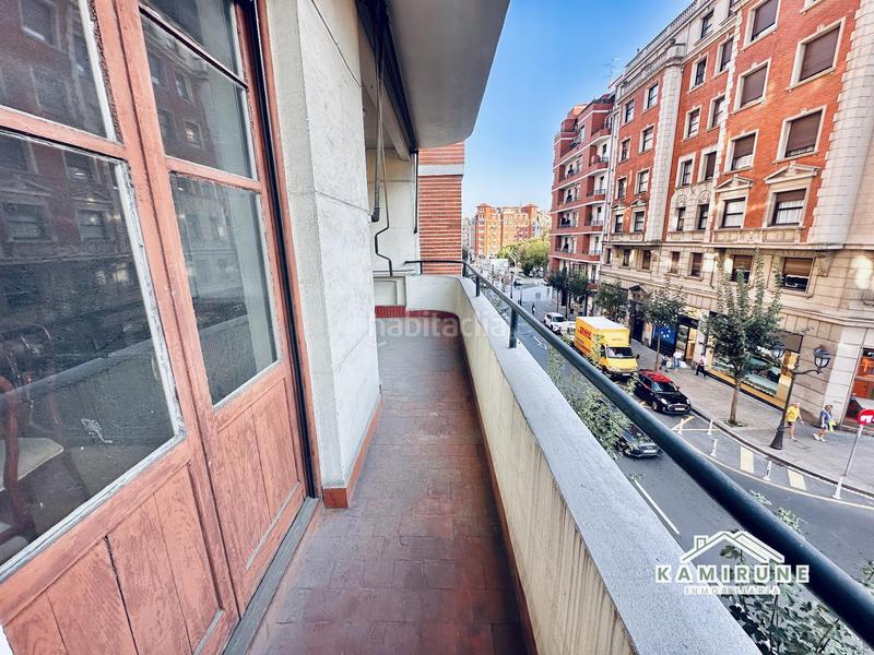 Foto 166a433f-78e4-4228-a66d-fb5489ed41ce. Flat with heating in Zona Indautxu Bilbao